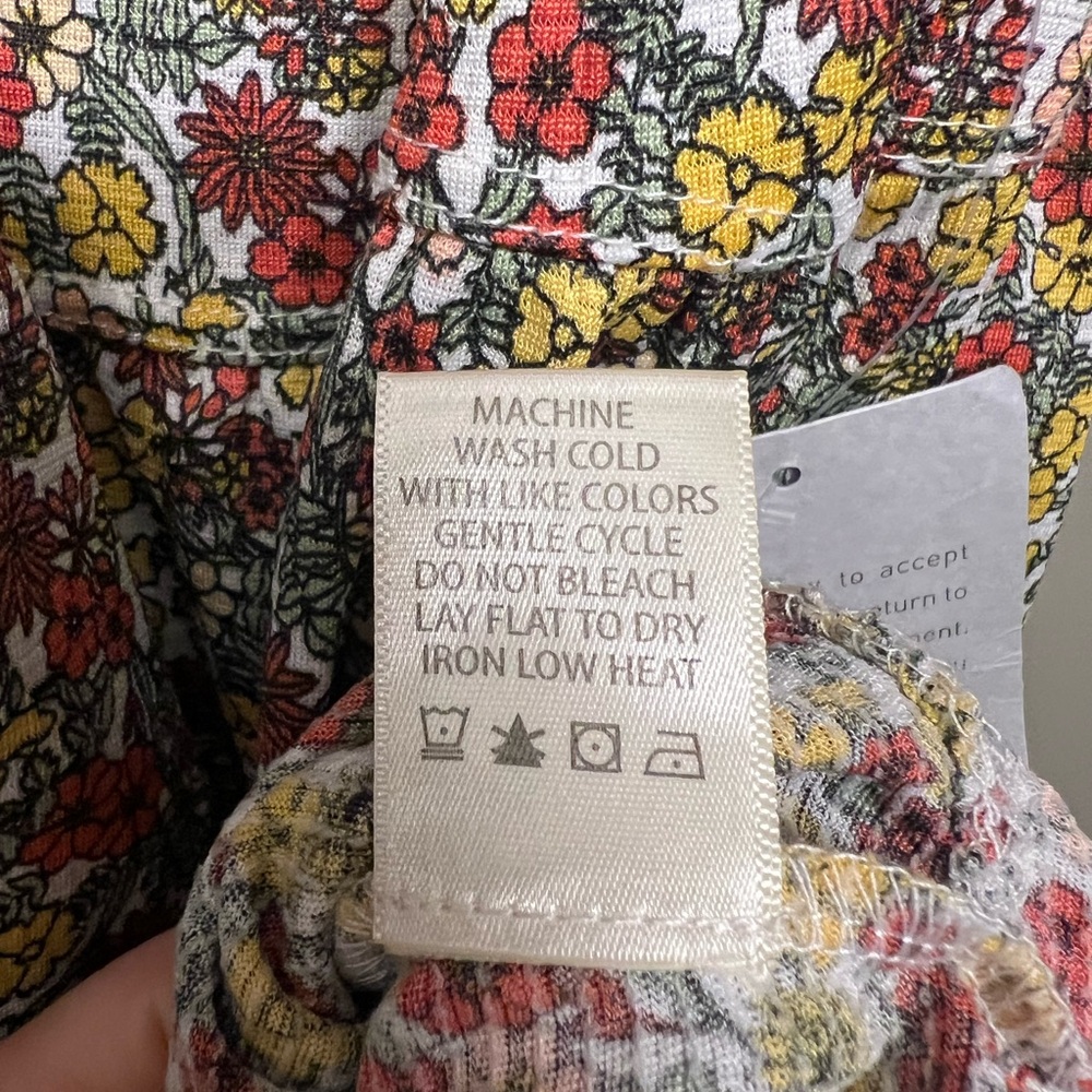 NWT Max Studio Red Floral Tiered Midi Dress Size Large - Picture 8 of 8